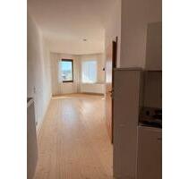 40qm Zimmer Wohnung mit Balkon im Gelben Haus Veitlahm - Mainleus