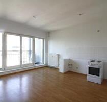 Lichtdurchflutete 2-Zimmer-Wohnung in Berlin-Friedrichshain !