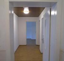 Schöne Aldi Etagenwohnung oder Dachgeschoß Essen Holsterhausen Schöne Aldi Etagenwohnung oder Dachgeschoß Essen Holsterhausen