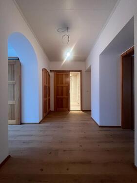 Foto - Erstbezug nach Kernsanierung - 2,5 Zimmer-Wohnung