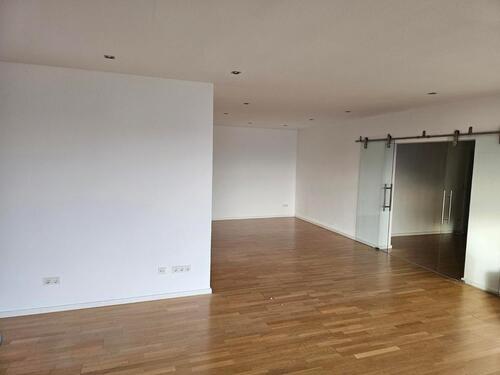 Foto - Wunderschöne geräumige 4-Zimmer-Wohnung mit Dachterrasse und EBK in Eystrup
