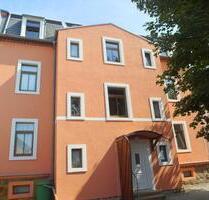Ab sofort zu haben: Frisch renovierte 3-Zimmer-Wohnung im Hochparterre mit neuer Auslegware & Dusche - Radebeul