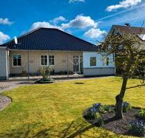 Wohntraum mit Gartenidylle und Ausbaureserve im Dachgeschoss - Papenburg