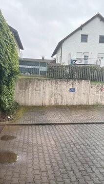 Foto - Zwei Autoparkplätze - 35,00 EUR Miete,