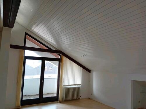 Foto - 2-Zimmer-Dachgeschosswohnung in Leonberg-Warmbronn