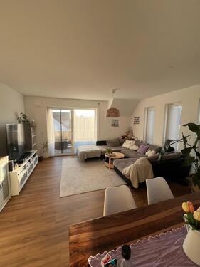 Foto - Helle Dachgeschosswohnung in Dinkelscherben mit Balkon