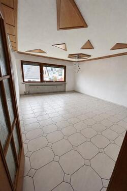 Foto - 5 Zimmer Wohnung zu vermieten in 78658 Zimmern o. Rottweil