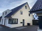 Foto - Exklusive Erdgeschosswohnung mit eigenem Garten und Stellplatz