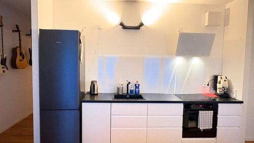 Foto - Möblierte 2-Zimmer-Wohnung zur Zwischenmiete (01.04.- 30.04.)