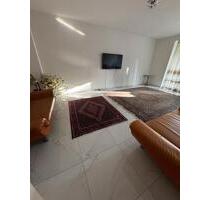 Exklusiv renovierte Wohnung in begehbarer Lage zu verkaufen - Hamburg Wandsbek