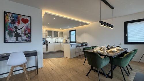 Foto - Exklusives Penthouse mit Whirlpool & Top-Anbindung nach Basel – voll möbliert auf Zeit zu vermieten