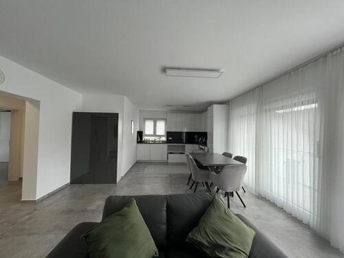 Foto - Moderne 4‑Zimmer‑Neubauwohnung (KfW 55) mit Küche & Balkon & Stel