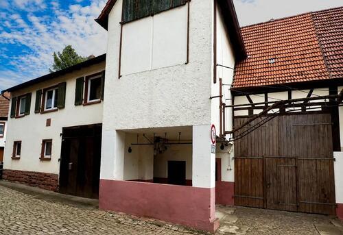 Foto - 6 Zimmer Bauernhaus, Landhaus zum Kaufen in Annweiler am Trifels