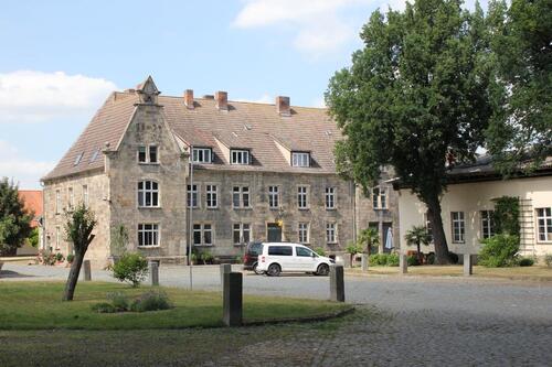 Foto - Attraktive Dachgeschosswohnung mit 3,5 Zimmern und 113 qm Wfl zu