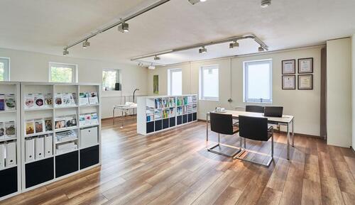 Foto - Helle Loft-Büros im OG – ruhig & repräsentativ