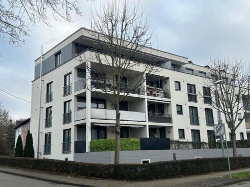 Foto - Traumhafte, modernisierte 4 Zimmer Wohnung in exklusiver Lage