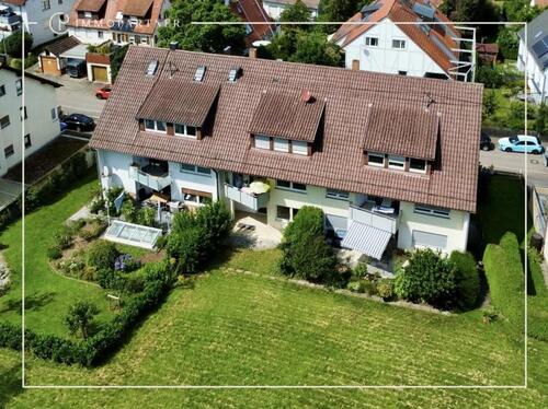 Foto - Erstbezug nach Sanierung: 3,5 Zimmer mit 2 Balkonen & Garten