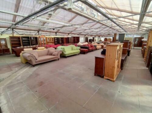 Foto - Vermietung Teil-Vermietung von Lagerfläche (50-200 m2) - Britz