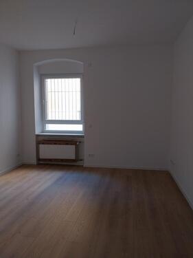 Foto - 3 Zimmer Wohnung, Stadtmitte, kernsaniert EG