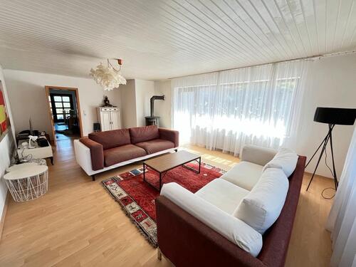 Foto - Großzügiger, zeitloser Winkelbungalow mit Einliegerwohnung