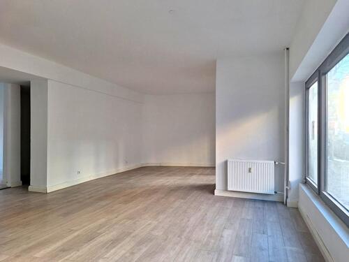 Foto - Büro oder Ladenlokal mit viel Lagerfläche