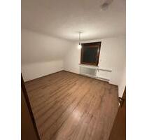 Neu renoviertes 2,5 Zimmer Wohnung - Untergruppenbach