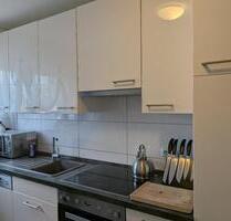 Attraktive 4-Zimmer Wohnung mit direktem Mainblick!! - Frankfurt am Main Nied