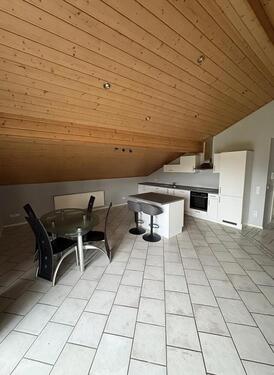 Foto - Großzügige 5 Zimmer Wohnung mit Balkon