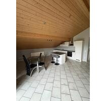 Großzügige 5 Zimmer Wohnung mit Balkon - Mossautal