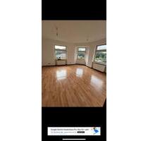 Schöne 3-Zimmer-Wohnung mit tollem Schnitt - Wuppertal Gemarkung Langerfeld Schöne 3-Zimmer-Wohnung mit tollem Schnitt - Wuppertal Gemarkung Langerfeld