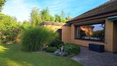 Foto - Walmdach-Bungalow in unverbauter Feldrandlage!