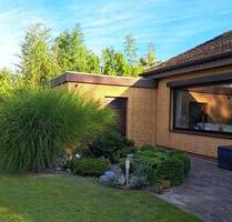 Walmdach-Bungalow in unverbauter Feldrandlage! - Bad Bramstedt