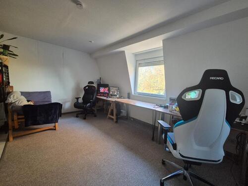 Foto - Gemütliche 40 m² Dachgeschoss Wohnung zur Untermiete für ein Jahr