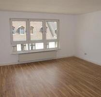 Wunderschöne 2ZKBB - 720,00 EUR Kaltmiete, ca.  65,00 m² in Wiesbaden (PLZ: 65185) Südost