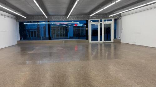 Foto - Lden zu vermieten - 1.500,00&nbsp;EUR Kaltmiete, ca.&nbsp; 235,00&nbsp;m&sup2;