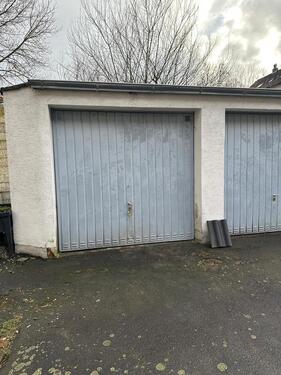 Foto - Garage in Rothendimold für MotorradOldtimer mit Strom und Licht