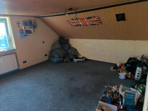 Foto - 2 Zimmer Dachgeschoßwohnung zur Miete in Quierschied