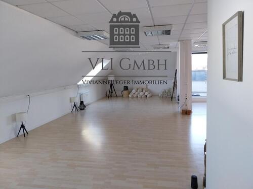 Foto - Flexible Gewerbefläche in zentraler Lage von St. Ingbert – ideal für Yoga, Fitness, Büro