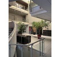 heller, freundlicher Büroraum in Leonberg-Höfingen