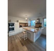 Helle, renovierte 2-Zimmer-Wohnung mit Weitblick - Köln Lindenthal