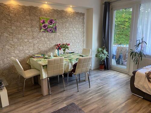 Foto - 3,5 Zimmer ETW mit Balkon - 139.000,00&nbsp;EUR Kaufpreis, ca.&nbsp; 69,00&nbsp;m&sup2;