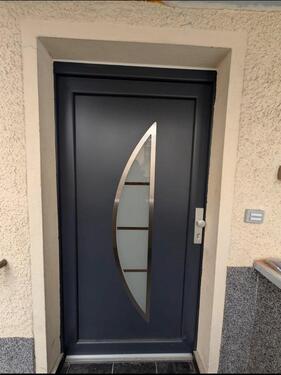 Foto - Neu renoviert 3 Zimmer Wohnung mit Stellplatz und Garten