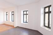 Foto - Hochwertig sanierte 3-Zimmer-Wohnung mit Garten, EBK und historischem Altbauflair - WE02