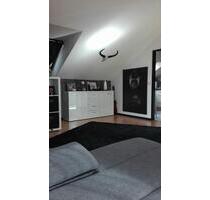Schöne helle 1,5 Zimmer Dachgeschoss Wohnung - Herten Bertlich