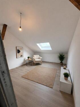 Foto - 4 Zimmer Dachgeschoßwohnung zum Kaufen in Maxdorf