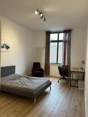 Foto - Möbliertes WG-Apartment mit eigenem Bad !!! Wohnen mitten im Leben, fußläufig zum Main