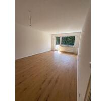 Moderne und helle 2-Zimmer-Wohnung mit Balkon in Lübeck