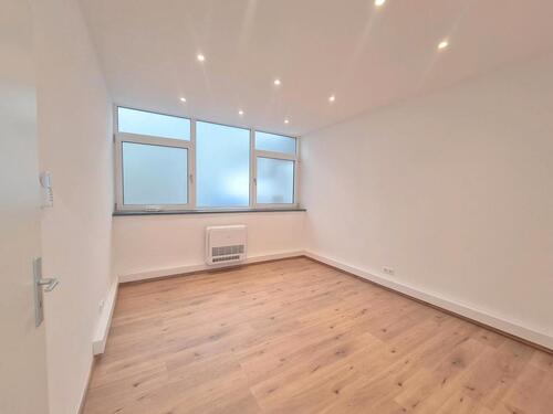 Foto - Büro & Lagerhalle im Zentrum von Krefeld mit Stellplätze