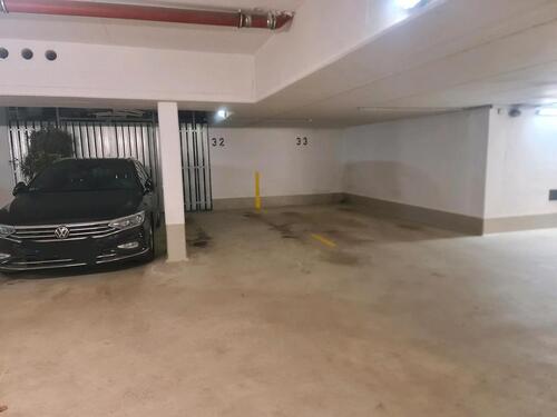 Foto - Tiefgarageparkplatz in Berg am Laim