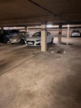Foto - Tiefgarage in Köln- Weiden sofort frei